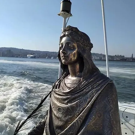 Nase E Cane Nápoles